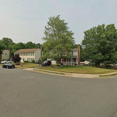 100 Seneca Chase Ct, Sterling, VA 20164