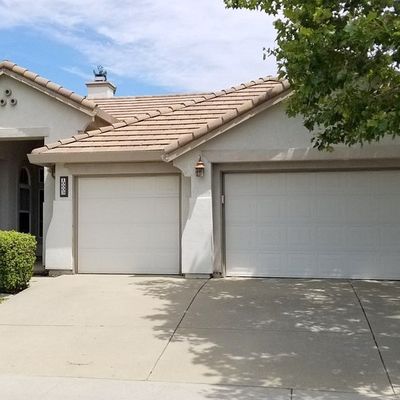 10003 E Taron Dr, Elk Grove, CA 95757