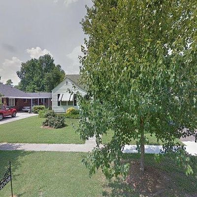 1008 E Commercial St, Charleston, MO 63834