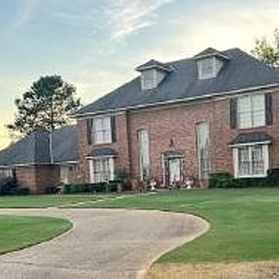 101 Arrowhead Dr, Montgomery, AL 36117