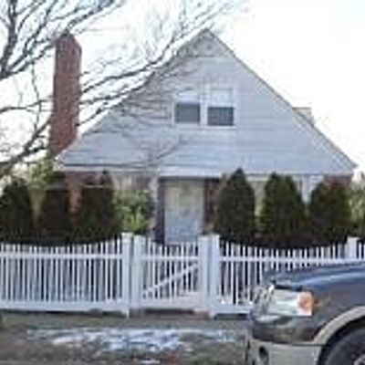 101 N 5 Th St, New Hyde Park, NY 11040