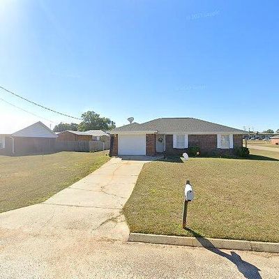 101 Pat Dr, Midland City, AL 36350