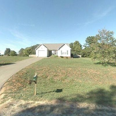 1010 Fox Hills Rd, Pinnacle, NC 27043