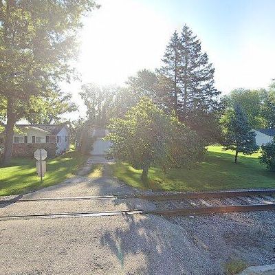 1013 Whiting St, Saint Clair, MI 48079