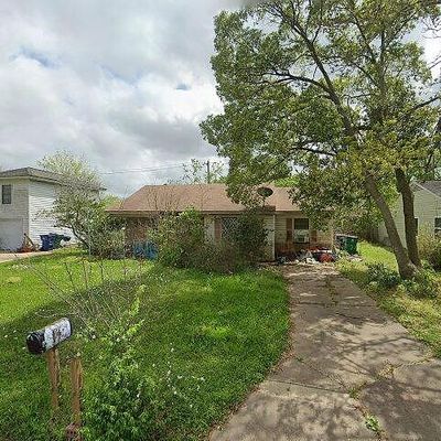 1016 San Felipe St, Angleton, TX 77515