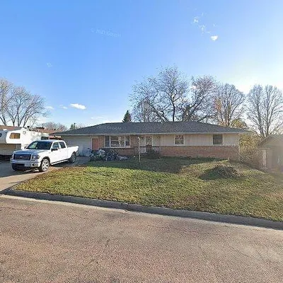 903 W 12 Th St, Yankton, SD 57078