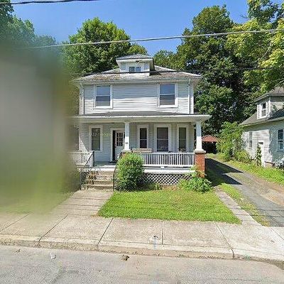 93 Henry St, East Stroudsburg, PA 18301