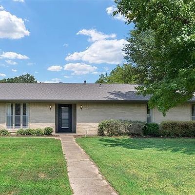 1106 Tanglewood Dr, Greenville, TX 75402
