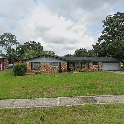 111 Buckingham Pl, Brunswick, GA 31525