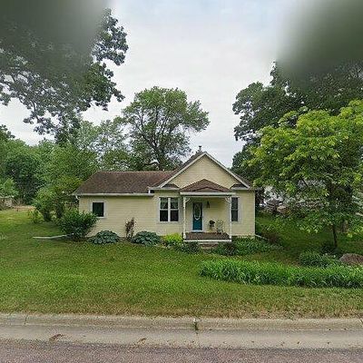 111 Mill St S, Kasota, MN 56050