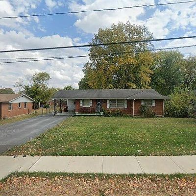 1112 N Lee Dr, Bowling Green, KY 42101