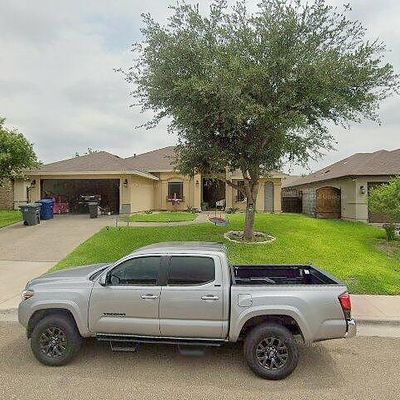 1113 Harcourt St, Laredo, TX 78045