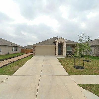 112 Harlan Dr, Hutto, TX 78634