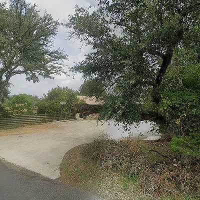 1120 Old Mill Rd, Salado, TX 76571