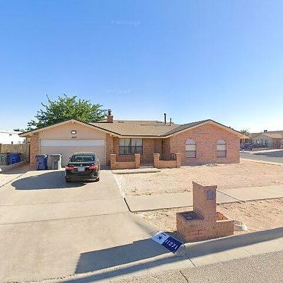 11271 Thundercloud Dr, El Paso, TX 79936