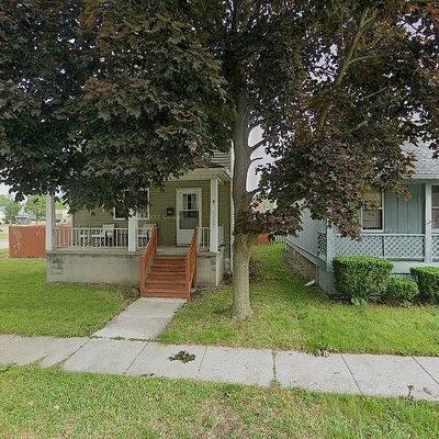 1133 Oak St, Port Huron, MI 48060