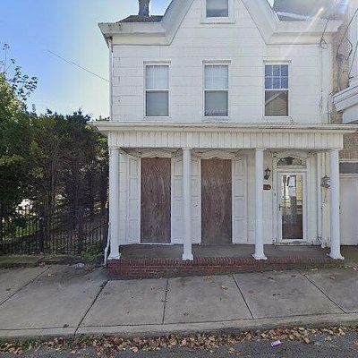 114 W Oak St, Shenandoah, PA 17976