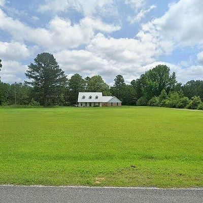 11451 Road 836, Philadelphia, MS 39350