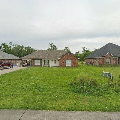 115 Lunenburg St, Houma, LA 70364