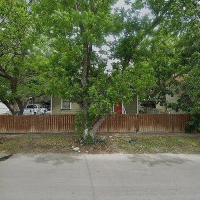 116 W Weinert St, Seguin, TX 78155