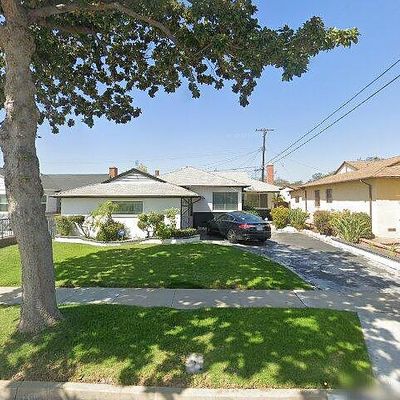 11609 Wilkie Ave, Hawthorne, CA 90250