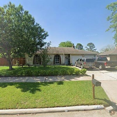 11630 Vinedale Dr, Houston, TX 77099