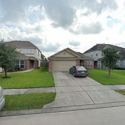 11722 Green Coral Dr, Houston, TX 77044