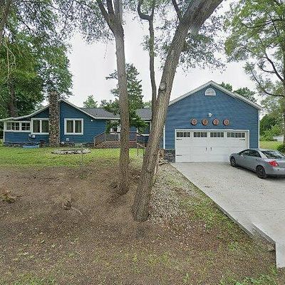 1180 Round Lake Rd, White Lake, MI 48386