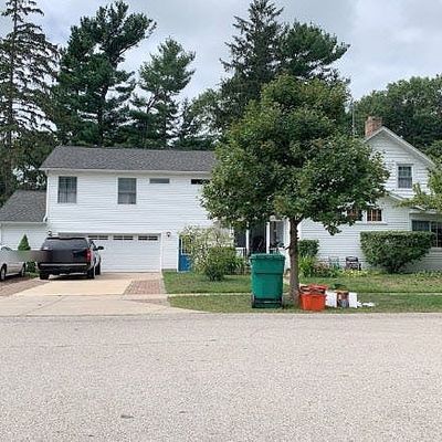 119 Maple Ter, Spring Lake, MI 49456