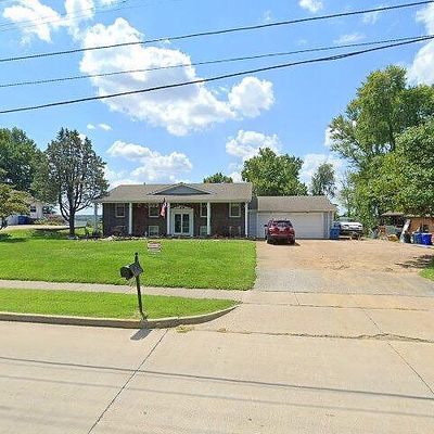 11916 Old Saint Charles Rd, Bridgeton, MO 63044