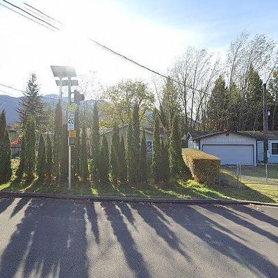 120 Lewis Ave, Gold Bar, WA 98251