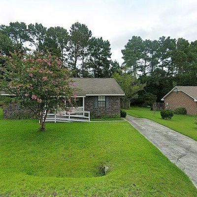 120 Underbrush Ct, Moncks Corner, SC 29461