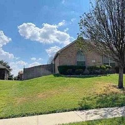 120 Toucan Ct, Desoto, TX 75115