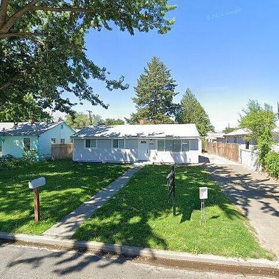 1204 S 4 Th Ave, Yakima, WA 98902