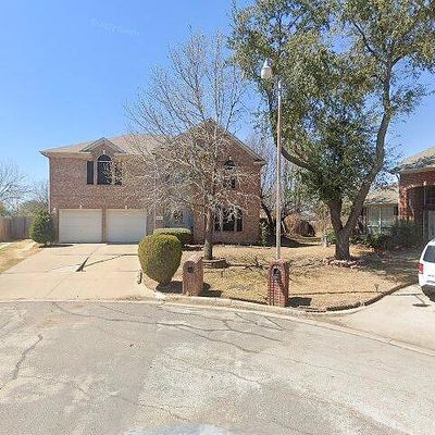 1207 Dorset Ct, Arlington, TX 76001