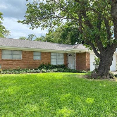 1208 E Mitchell St, Arlington, TX 76010