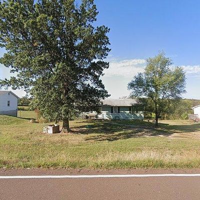 1213 N Boonville Rd, California, MO 65018