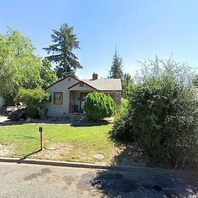 1215 S 6 Th Ave, Yakima, WA 98902