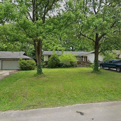 1220 S Estate Ave, Springfield, MO 65804