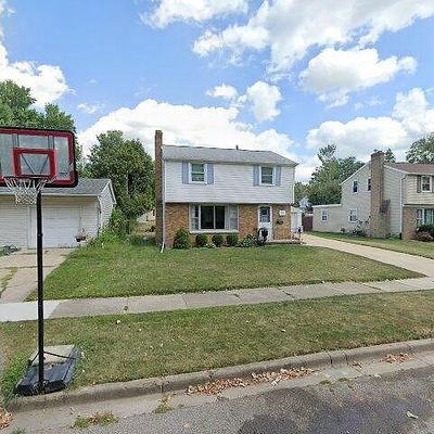 1220 N Magnolia Ave, Lansing, MI 48912