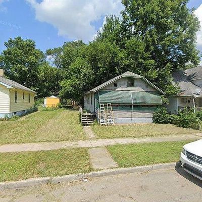 1227 Queen St, South Bend, IN 46616