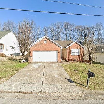 1236 Twin Circle Dr, Nashville, TN 37217