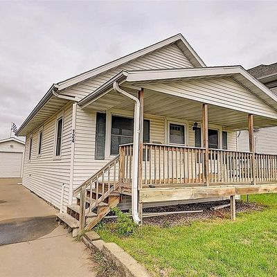 124 31 St St Ne, Cedar Rapids, IA 52402