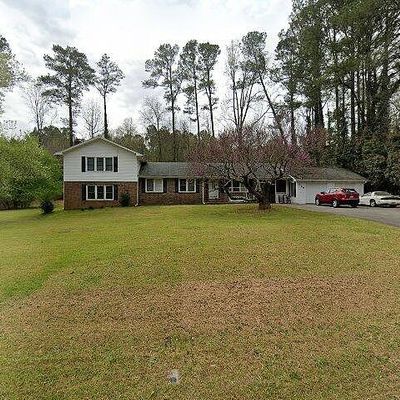 124 Lakewood Dr, Newnan, GA 30263