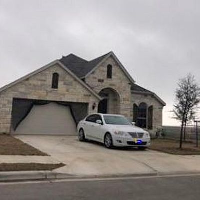 102 Ozark Dr, Hutto, TX 78634