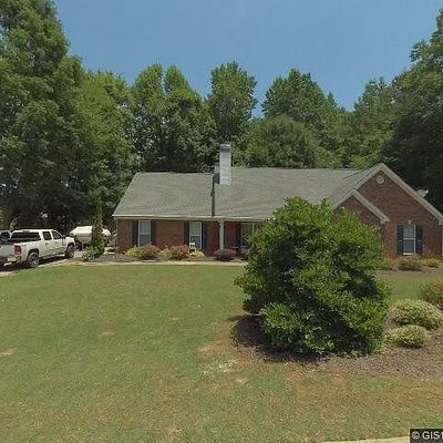 102 Valley View Dr, Jefferson, GA 30549