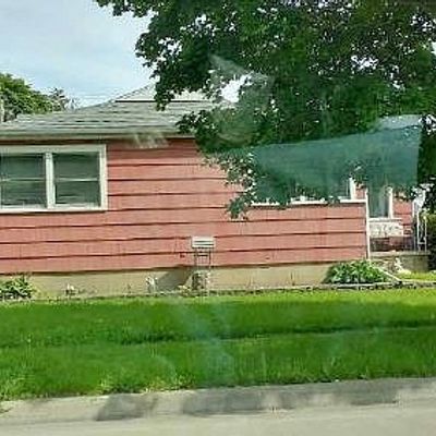 1022 16 Th St, Port Huron, MI 48060