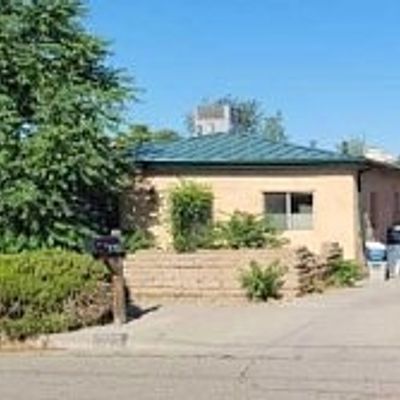 1023 Arno St Ne, Albuquerque, NM 87102