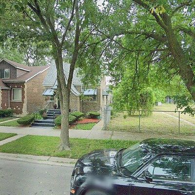 10231 S Prairie Ave, Chicago, IL 60628