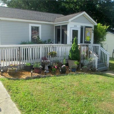 103 S Laurel St, Walhalla, SC 29691